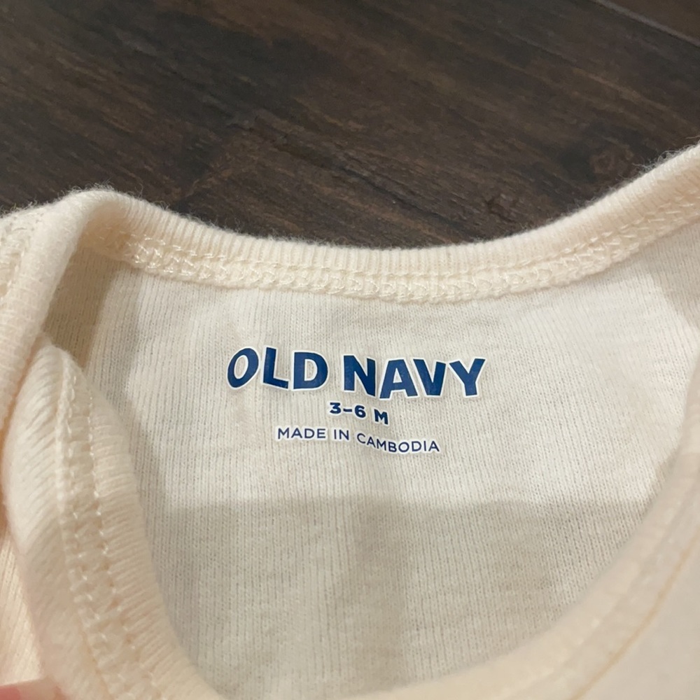 Old Navy Unisex Thanksgiving Bodysuit - Picture 4 of 4